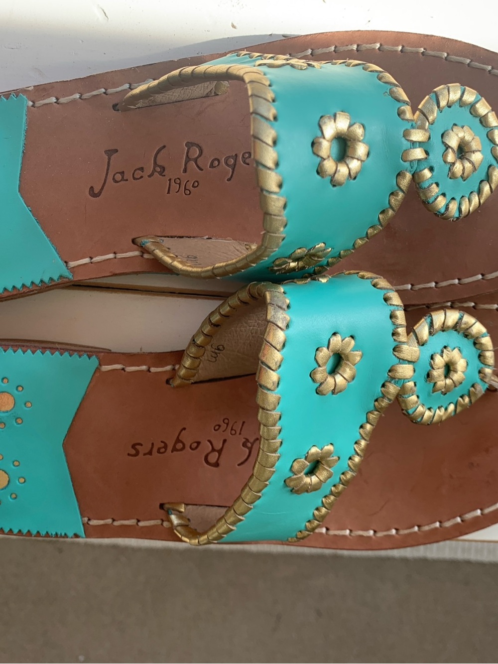 Jack Rogers Turquoise Women's Sandals with Gold Trim 9 NWOT - Picture 2 of 6